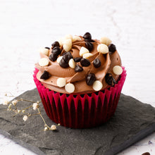 Load image into Gallery viewer, Dreamy Box of 6 Cupcakes (Eggless)