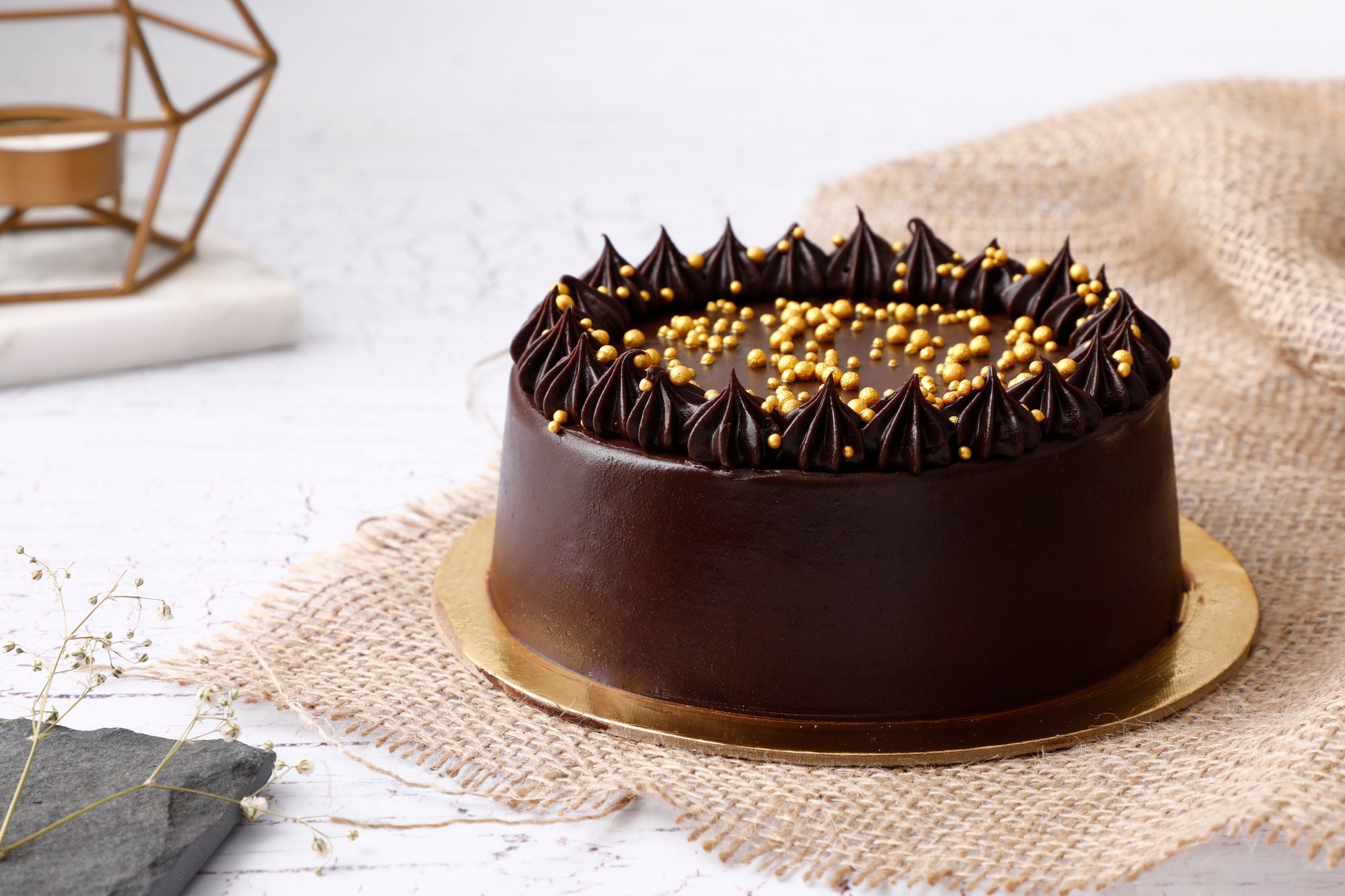 Looking for an eggless, gluten-free, no maida chocolate cake? Try this easy  recipe | Food-wine News - The Indian Express
